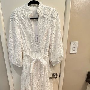 Badgley Mischka Collection White Tiered Eyelet Lace Cocktail Dress